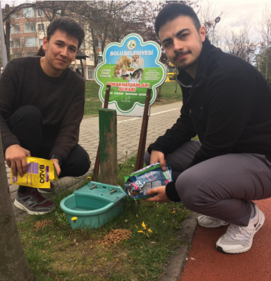 ÇOHAG SOKAK HAYVANLARINI UNUTMUYOR !